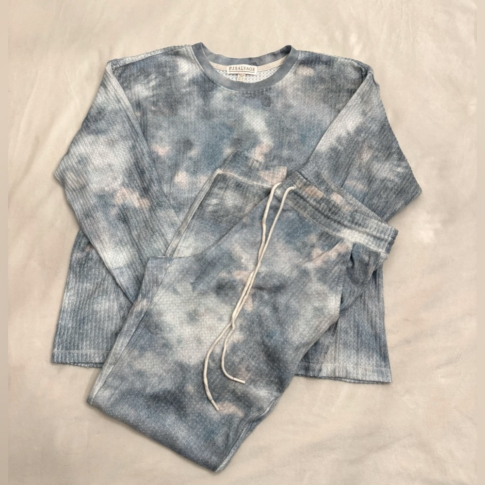 P.J. Salvage Cloudy Days Lounge Set, Top size XS Bottoms size M - Picture 4 of 14